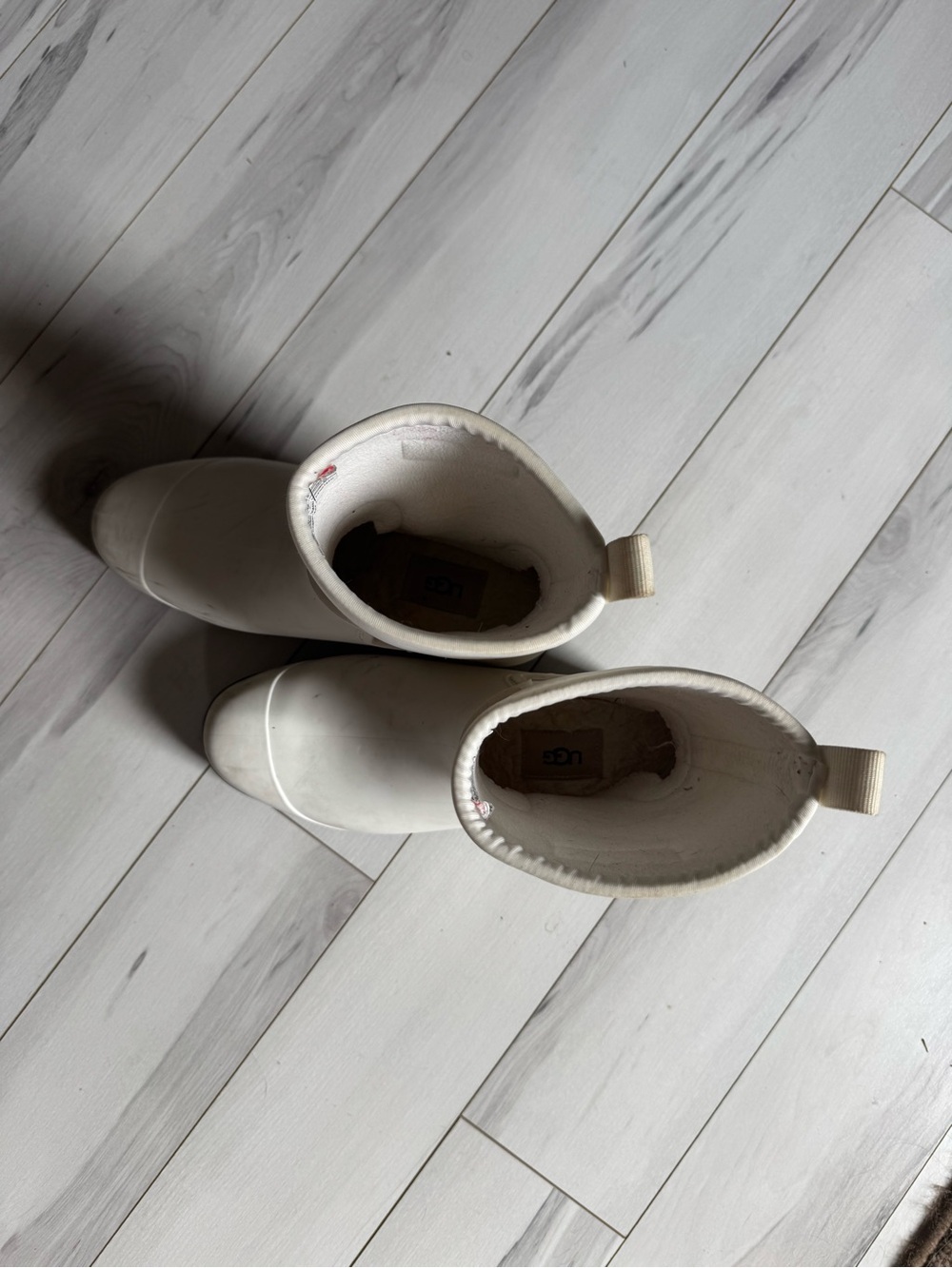 Ugh Waterproof Rain/Snow Boot - Picture 3 of 7